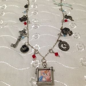 ❗️On Hold❗️Handmade Alice In Wonderland Necklace